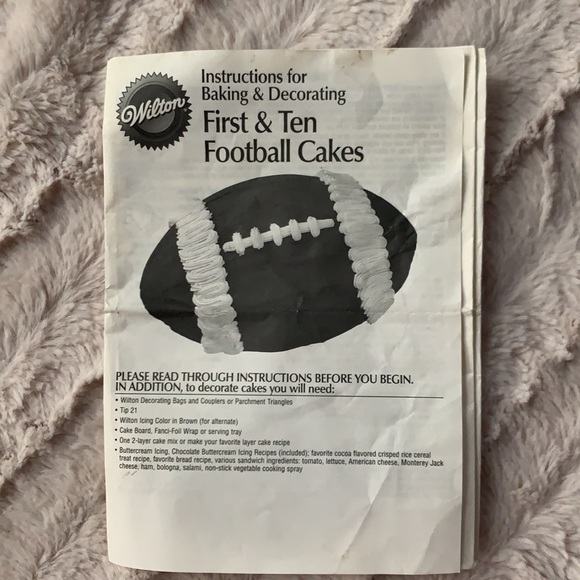 Set of 4 Cake Pans - Picture 6 of 6